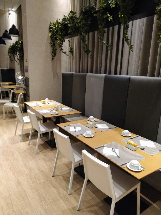סלבאדור Aparthotel Condominio Mondial מראה חיצוני תמונה